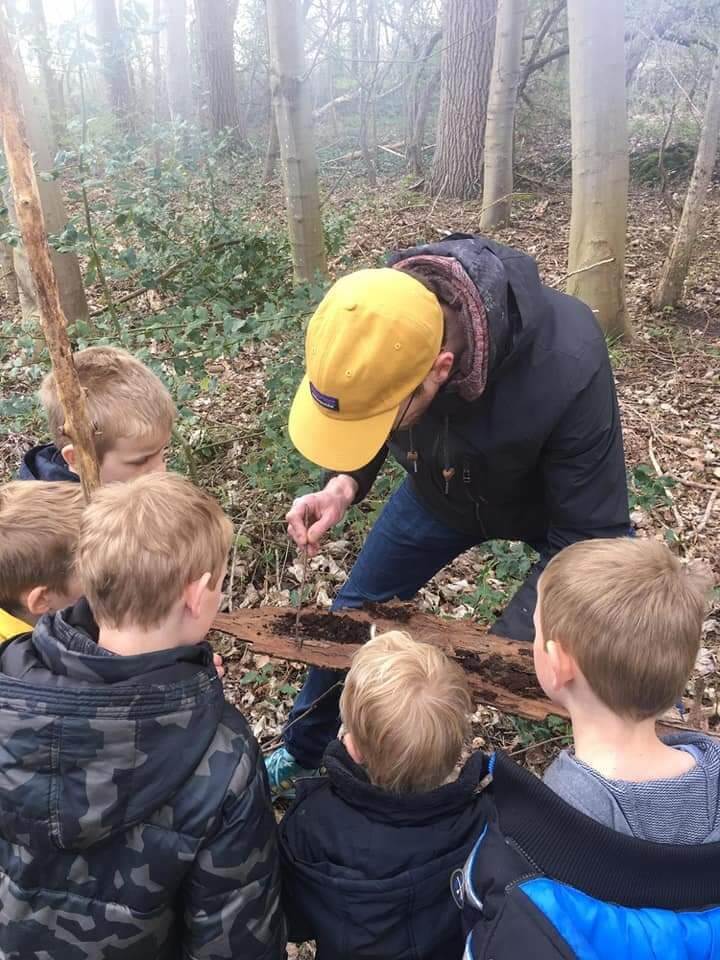 Natuurles in het bos bij Zo op Gummarus
